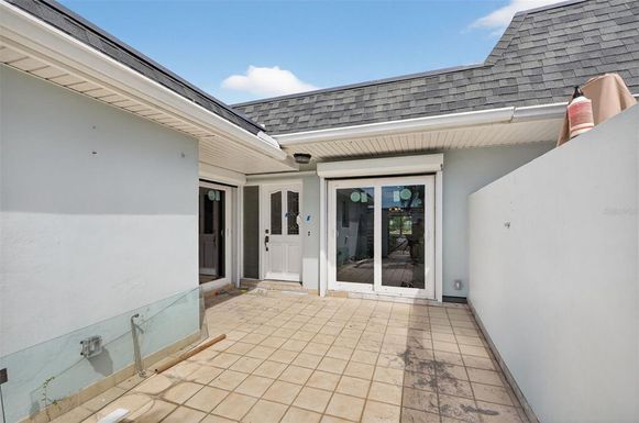 167 BOCA CIEGA POINT BOULEVARD N UNIT 167