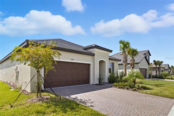 31898 GRIFFIN SANDS LN