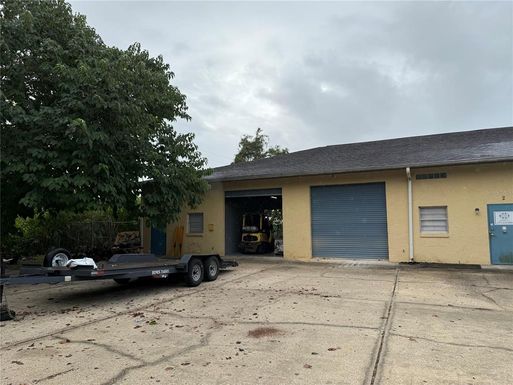 4241 SE 53RD AVENUE UNIT 1