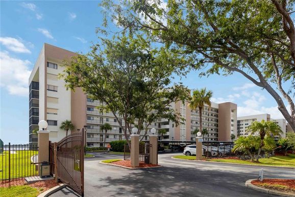 200 S SYKES CREEK PARKWAY UNIT A102