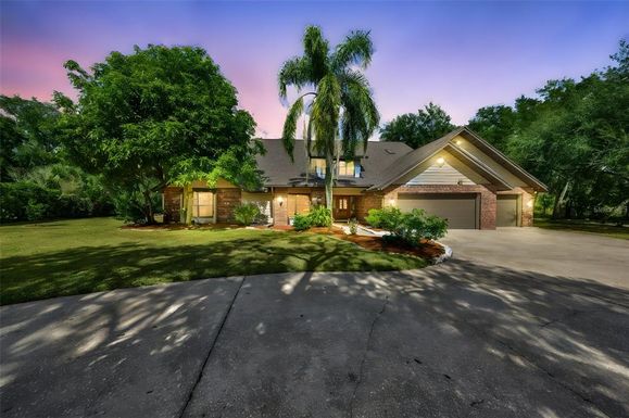 1902 SWEET BAY COURT