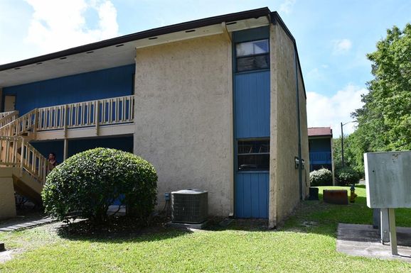 2811 SW ARCHER ROAD UNIT Y-217