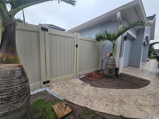 12913 ISLAMORADA DRIVE