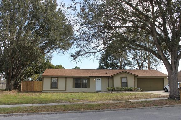 7724 PINEAPPLE DRIVE