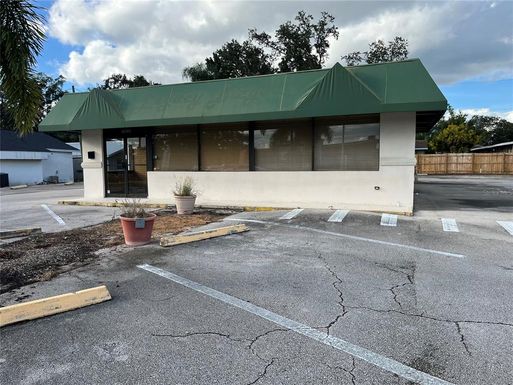 2812 KENILWORTH BOULEVARD