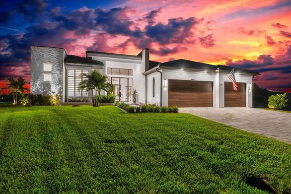 9482 BLUEGILL CIRCLE