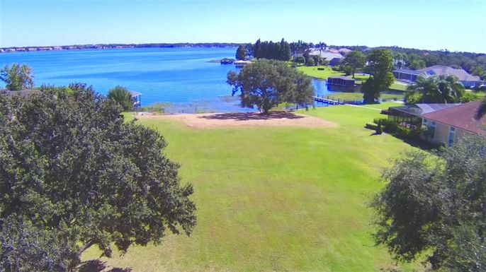 2684 WYNDSOR OAKS WAY