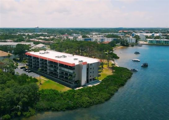 2700 BAYSHORE BOULEVARD UNIT 11-105