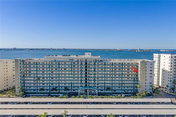 6020 SHORE BOULEVARD S UNIT 712