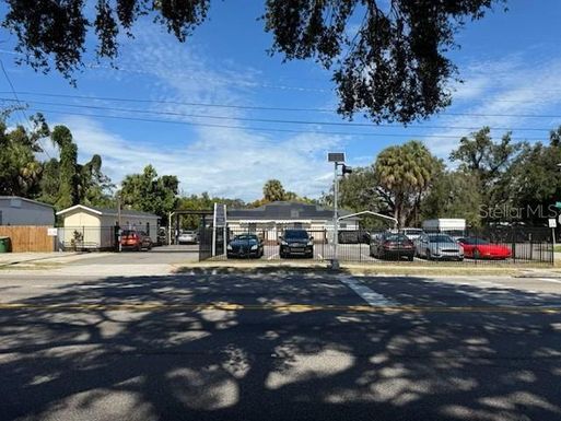 2610 E DR MARTIN LUTHER KING JR BOULEVARD