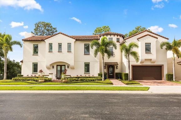 812 STEPHENS PASS COVE