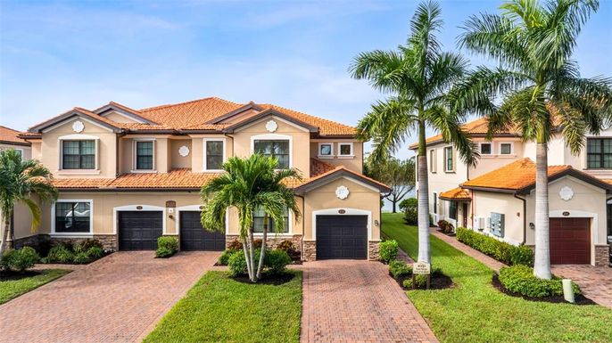 26225 PALACE LANE UNIT 202