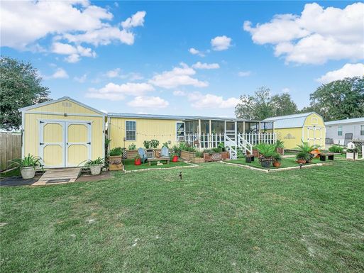 4806 FOX CREEK DRIVE W