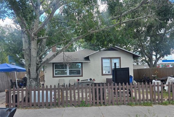 3312 QUEENSBORO AVENUE S