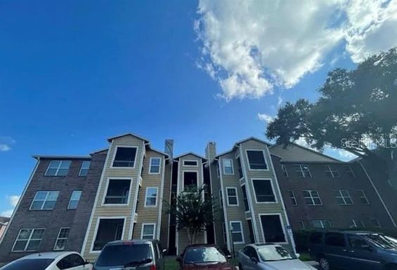4225 THORNBRIAR LANE UNIT 303