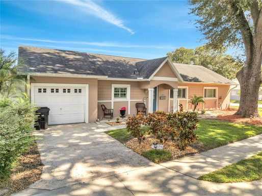 8495 OAK BLUFF DRIVE