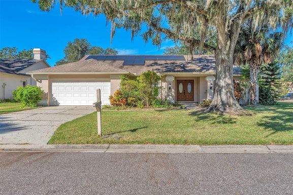 1702 HORSESHOE DRIVE