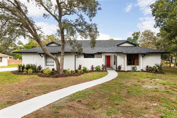 448 VILLAGE VIEW LANE