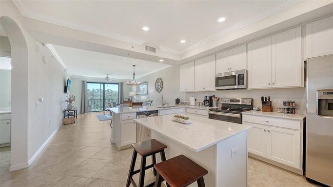 17510 GAWTHROP DRIVE UNIT 305