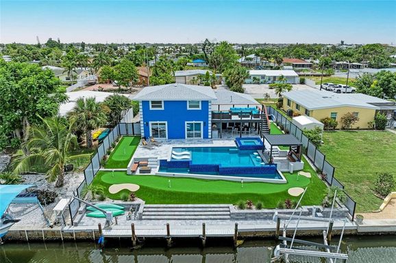 310 BRYN MAWR ISLAND