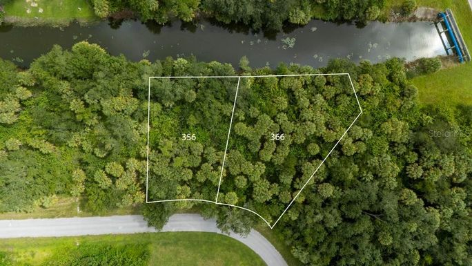 356 & 366 FERDON CR. CIRCLE