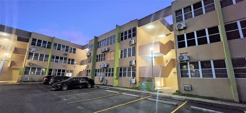 Urb. San Ciprian I CALLE VICTORIA UNIT 205