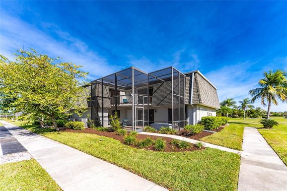 3021 MATECUMBE KEY ROAD Unit 4