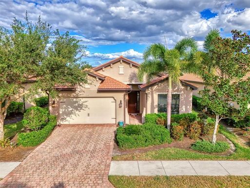 1050 BLUFFWOOD DRIVE