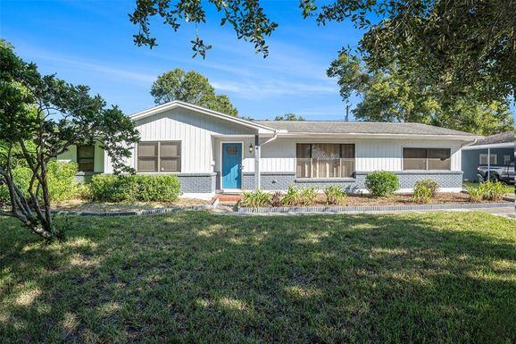 10910 CARROLLWOOD DRIVE