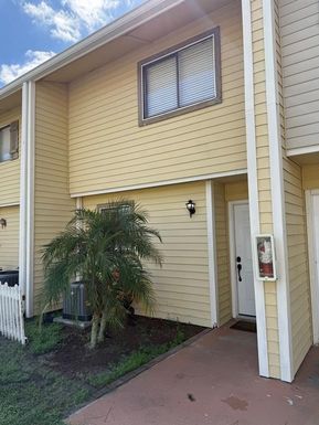 22710 WATERSEDGE BOULEVARD UNIT 73