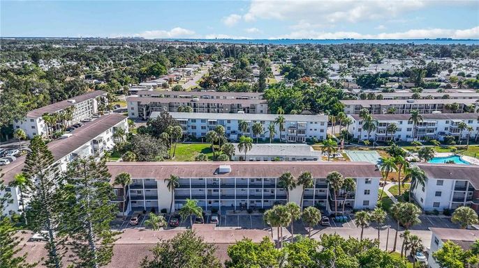 2044 CANAL DRIVE UNIT M37