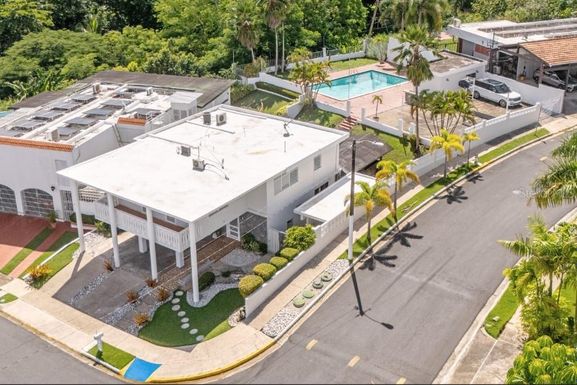 B-6 CALLE ARROYO URB EL REMANSO