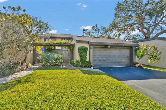 13300 INDIAN ROCKS ROAD UNIT 103