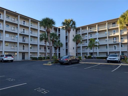 3074 LAKE BAYSHORE DRIVE UNIT O-120