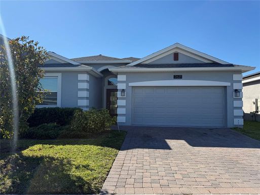 2621 CAMDEN PARK LOOP