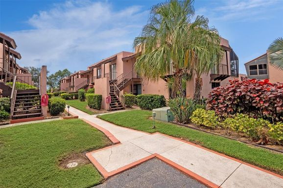 224 LA CASA UNIT 224