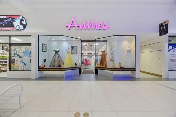 BETANCES ST. ANNES-EL CANTON MALL LOCAL COMERCIAL #40 UNIT D-4