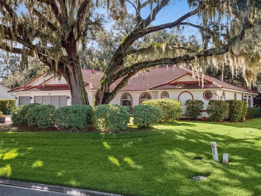 5609 ROSEWALL CIRCLE