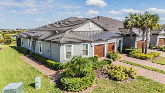 10448 ECHO DOCK LOOP