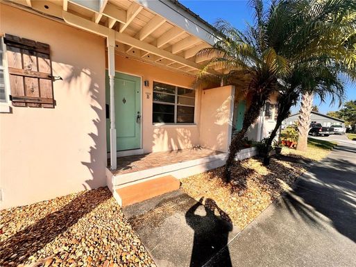 1502 MICHIGAN AVENUE UNIT B