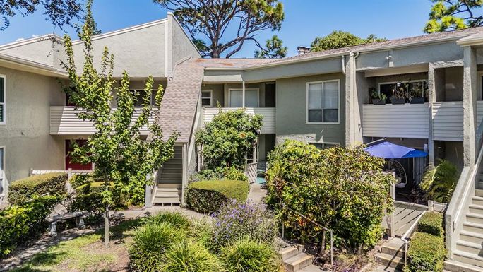 501 WINDRUSH BAY DRIVE UNIT 114