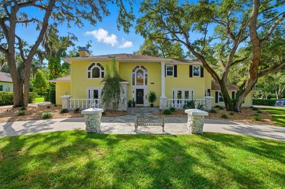 2035 INDIAN CREEK COURT