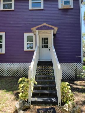 965 NE 2ND STREET UNIT 4