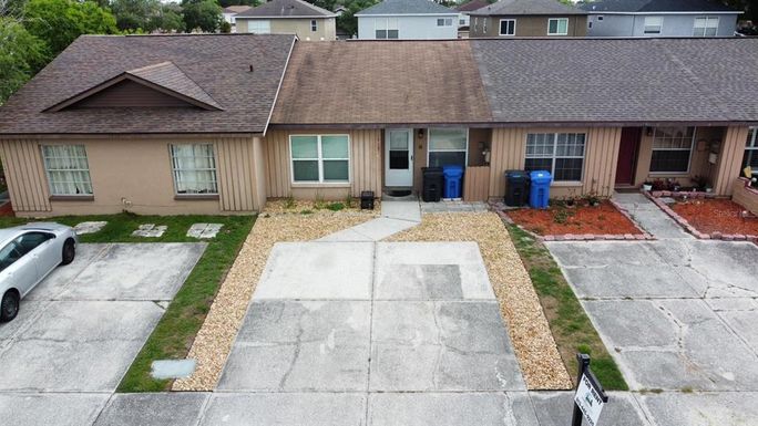 1715 OAK BRANCH COURT UNIT 1715