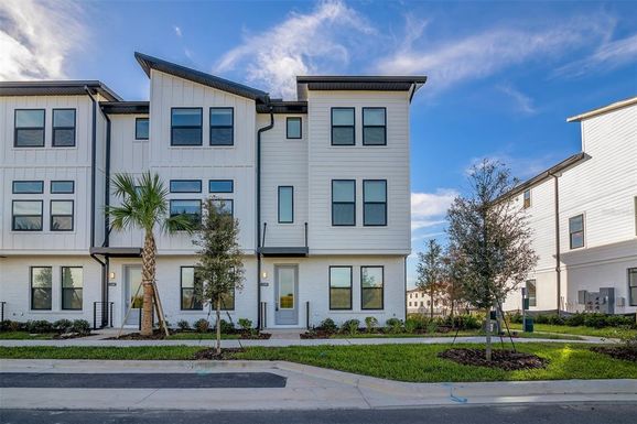 15399 HAMLIN PARK DRIVE