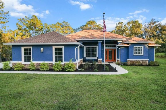 2602 W AXELWOOD DRIVE