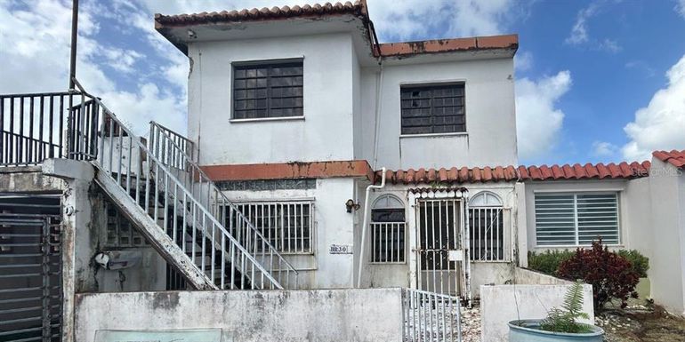 121 St, BT30 URB JARDINES DE COUNTRY CLUB BO SABANA ABAJO