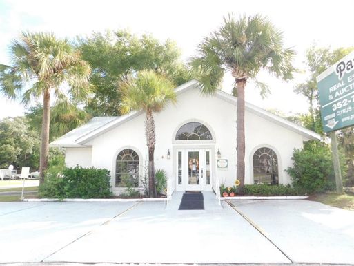 4635 & 4611 N CARL G. ROSE HIGHWAY