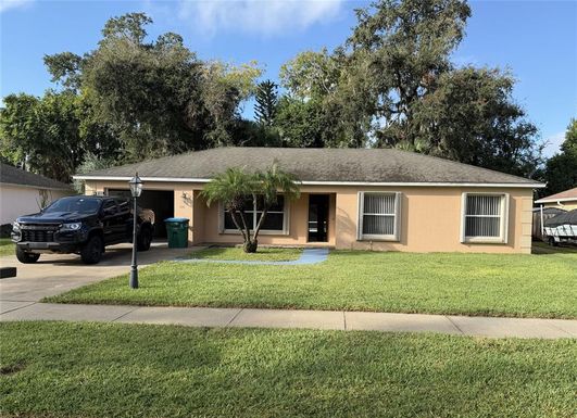 1016 GREAT OAKS DRIVE