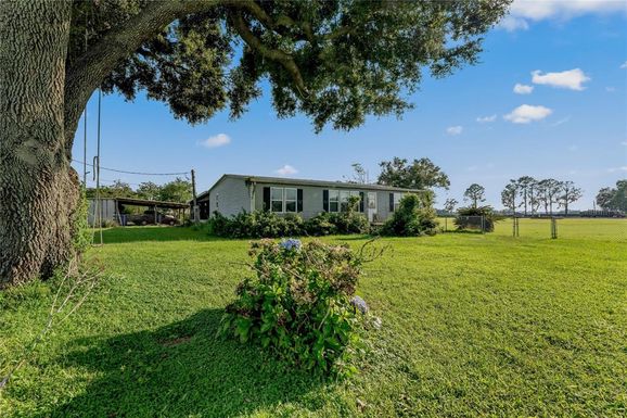 2631 E TRAPNELL ROAD